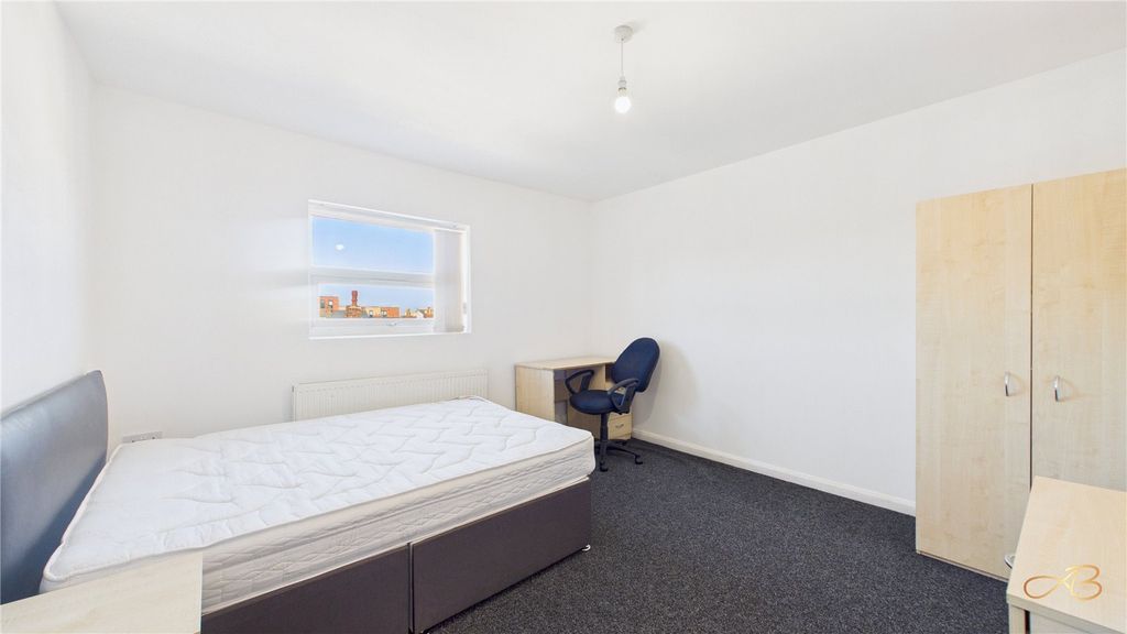 Property photo 1 of 4 Picture No. 08