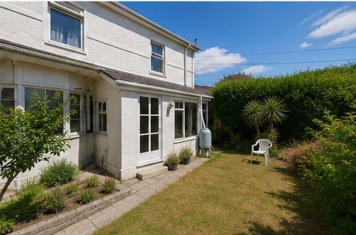 Property photo 1 of 9