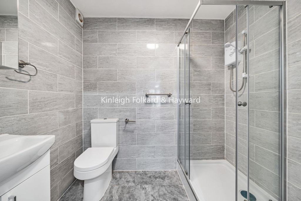 Property photo 3 of 6 Picture 3