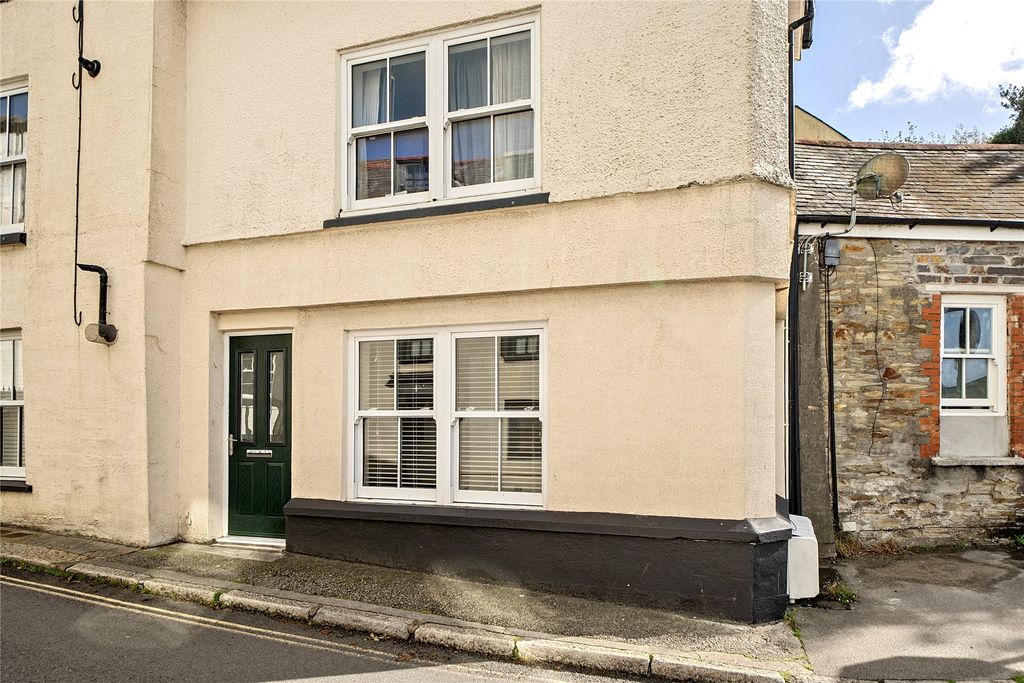 Property photo 1 of 17 Picture No. 11