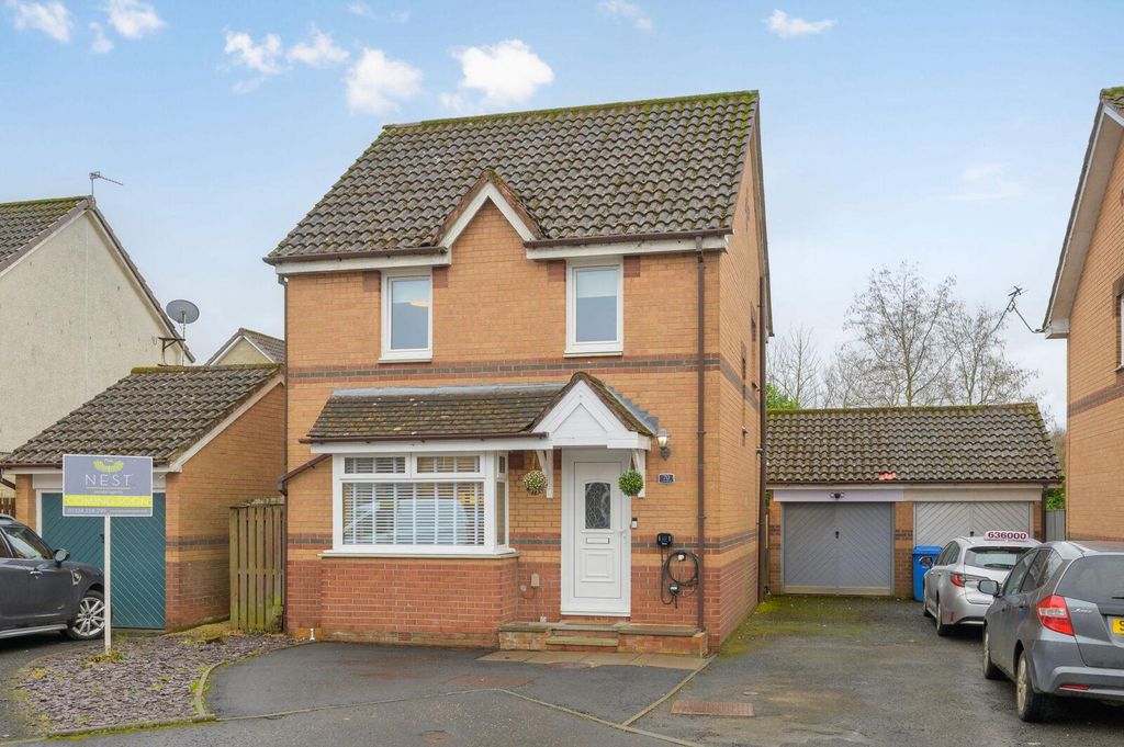 Property photo 1 of 29