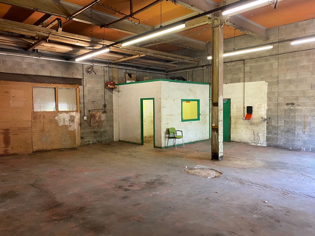 Property photo 3 of 6 Inside Warehouse View 1