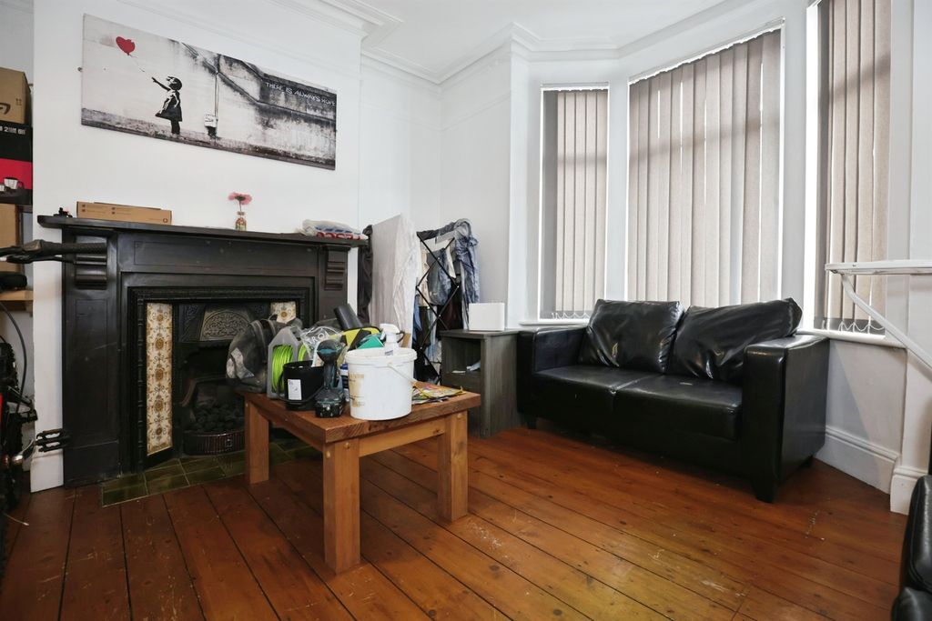 Property photo 3 of 16