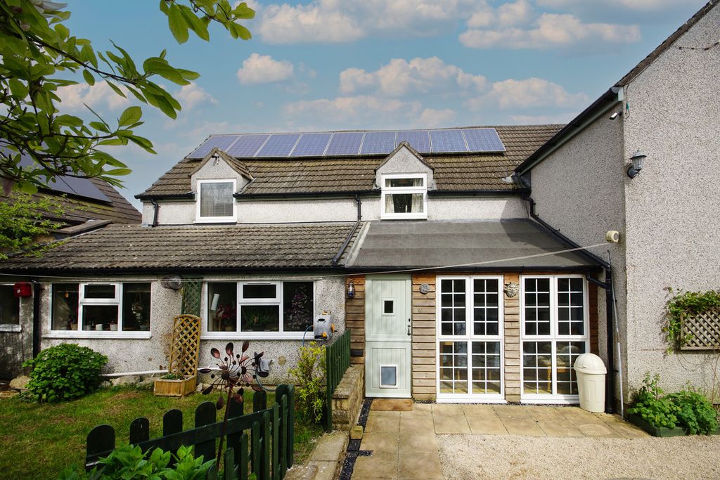 Property photo 1 of 30