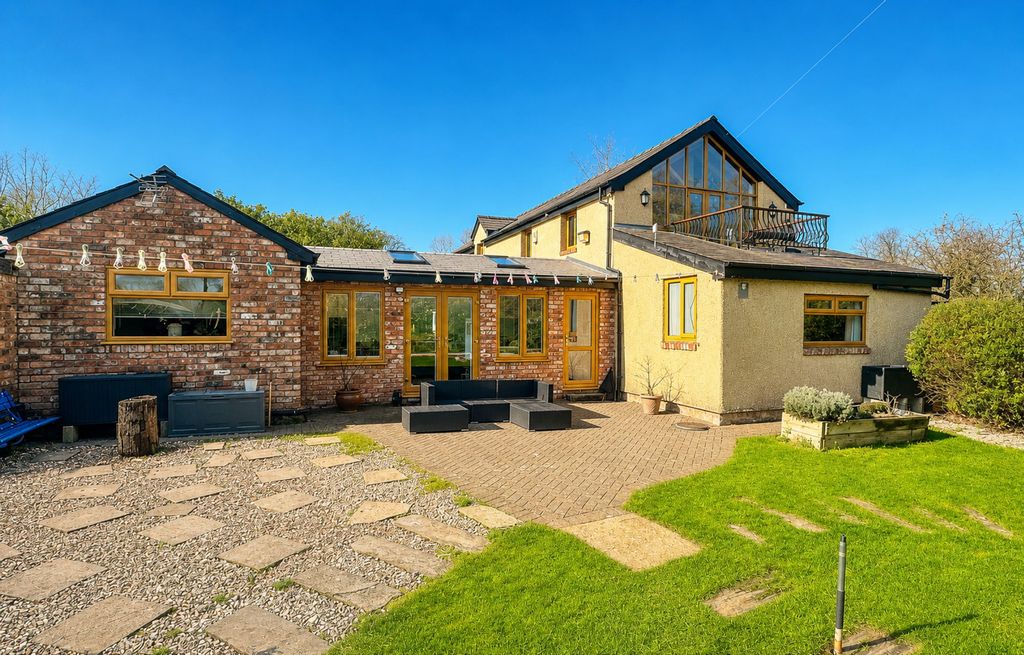 Property photo 1 of 39