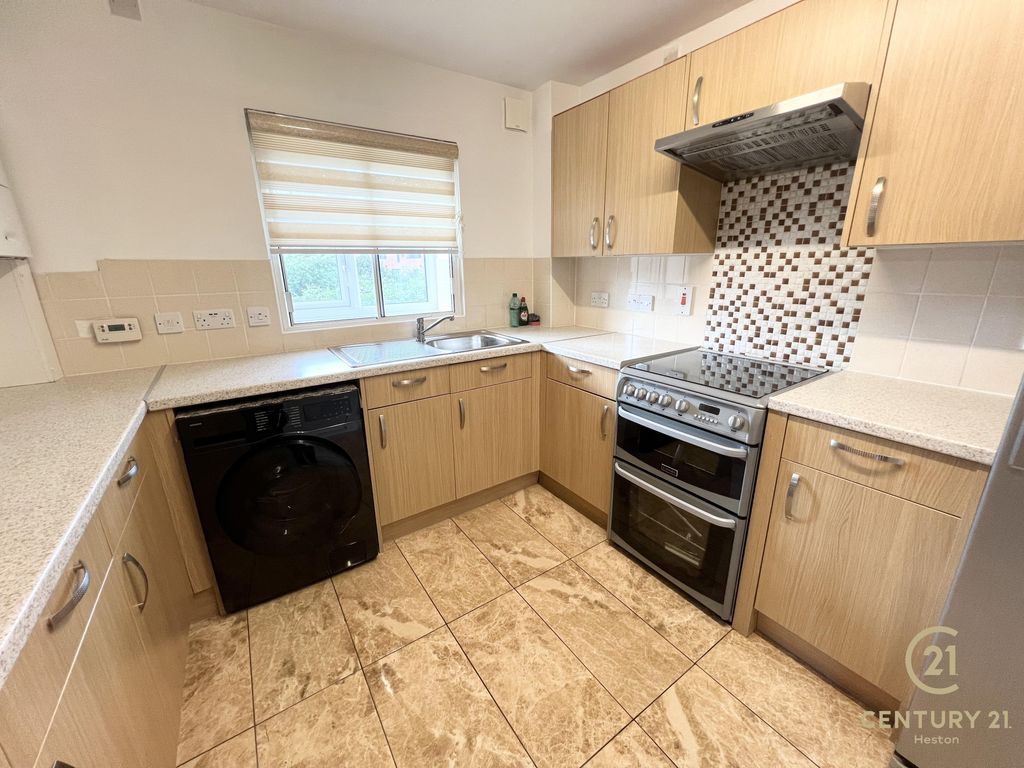 Property photo 2 of 12