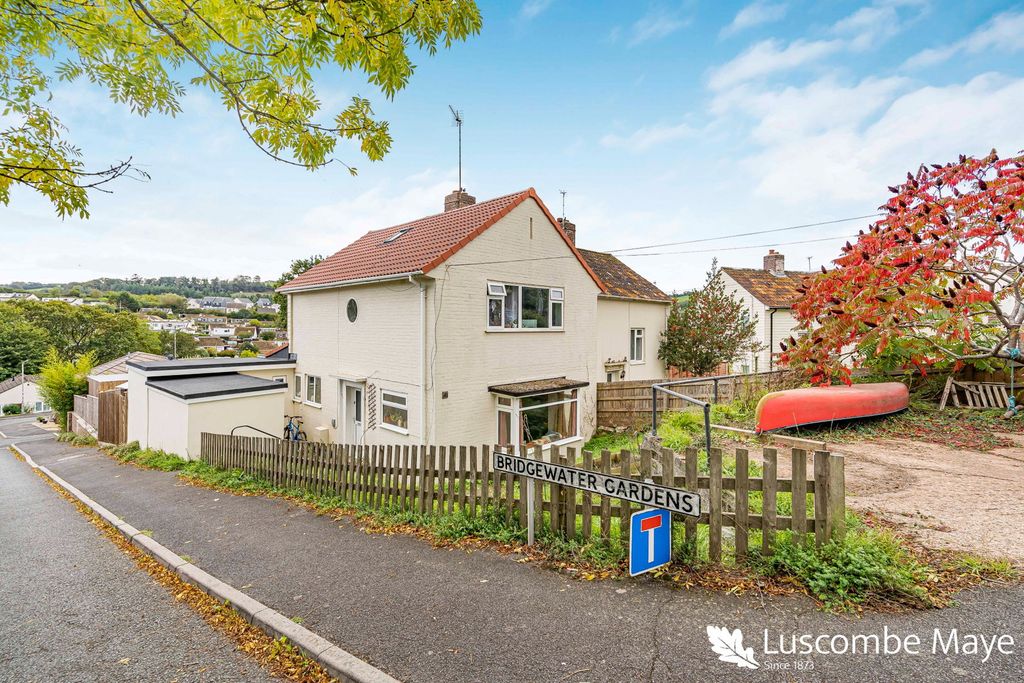 Property photo 1 of 26