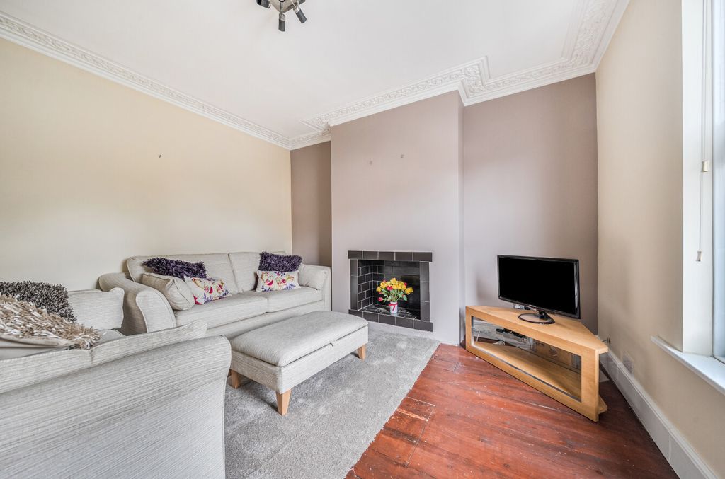 Property photo 2 of 13 1370186-1-68F63c1...