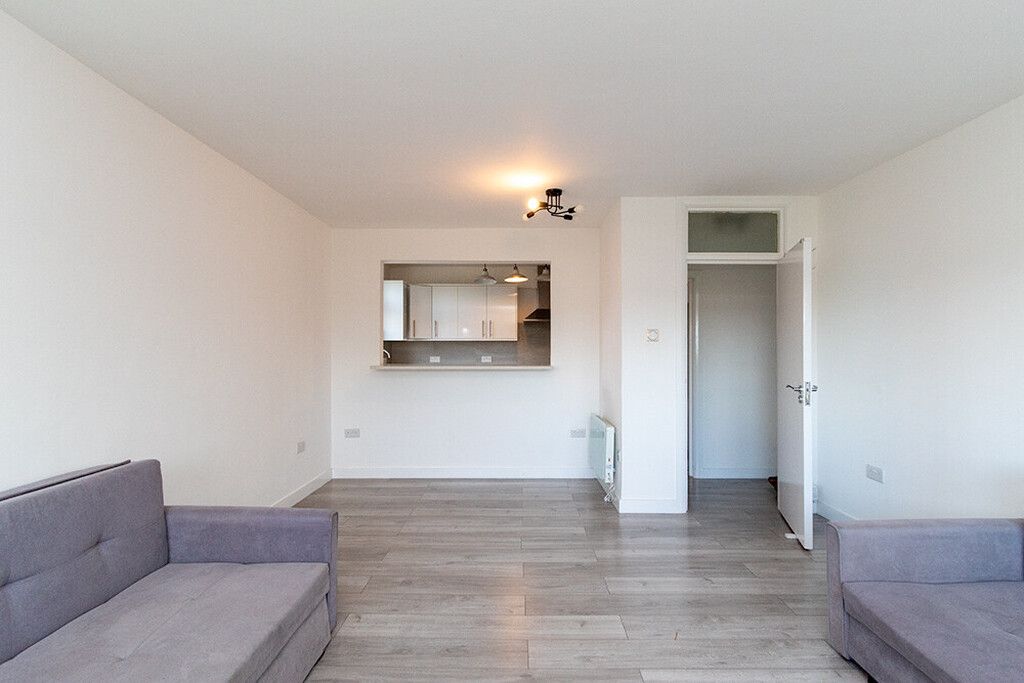 Property photo 3 of 11 Img_2083.Jpg