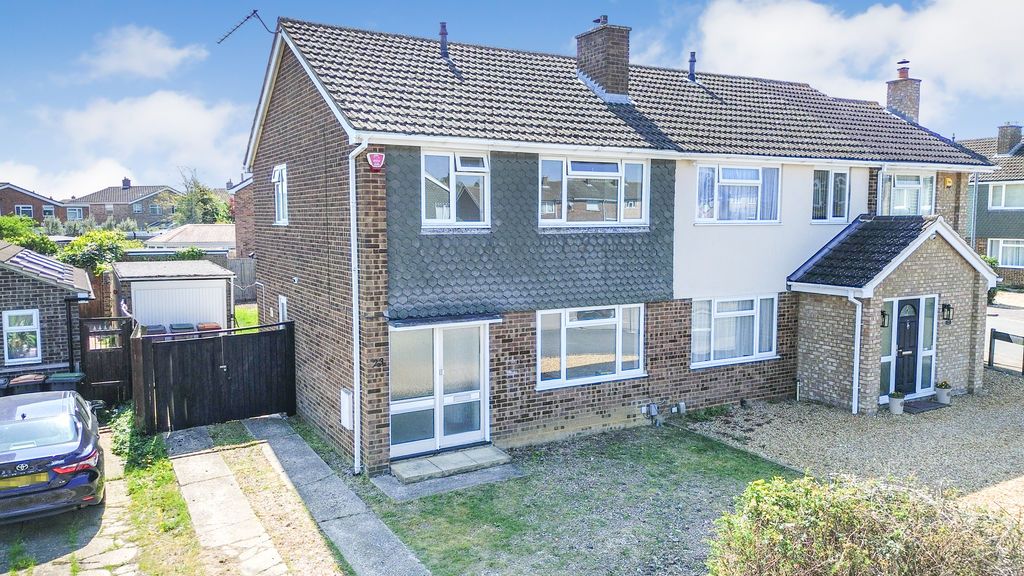 Property photo 1 of 15 Front