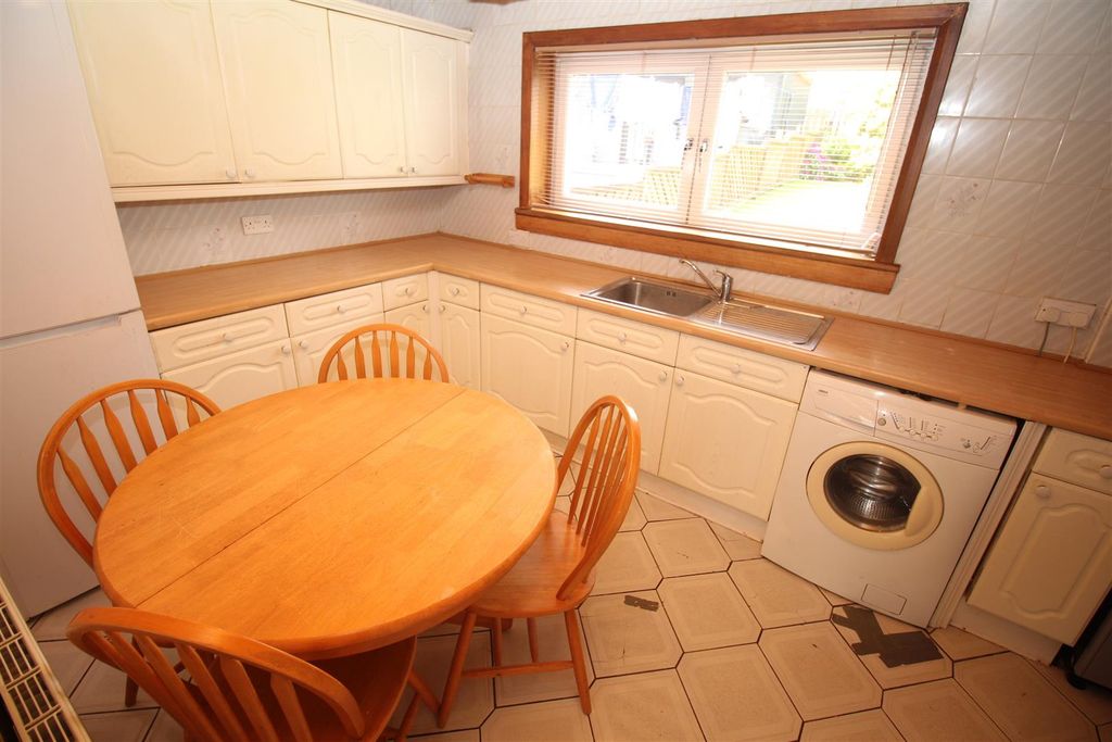 Additional image 7 of 2 bed semi-detached house for saleGlamis Place, Greenock PA16