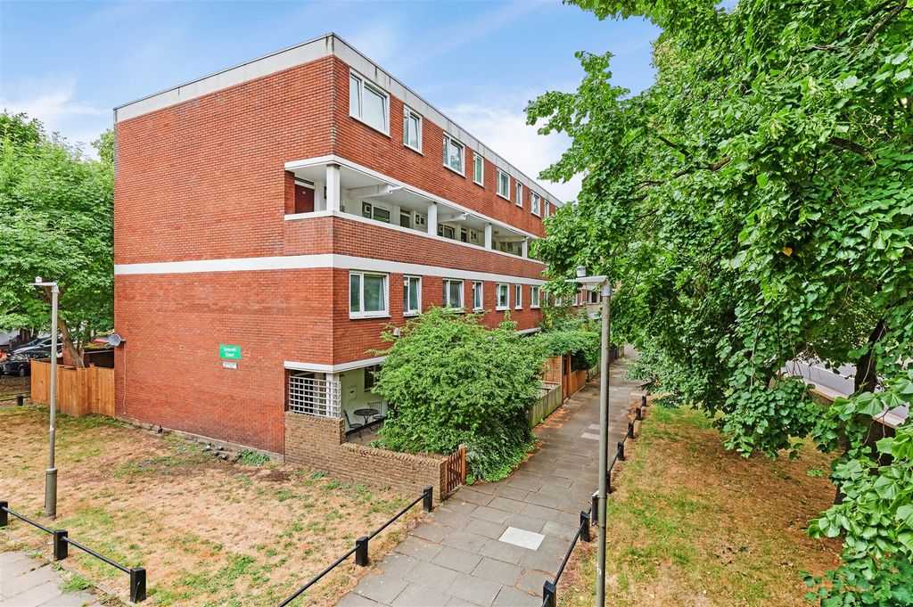 Property photo 3 of 14