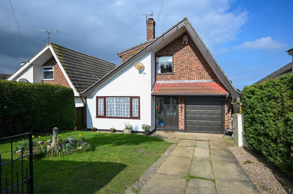 Property photo 1 of 18 Front.Jpg