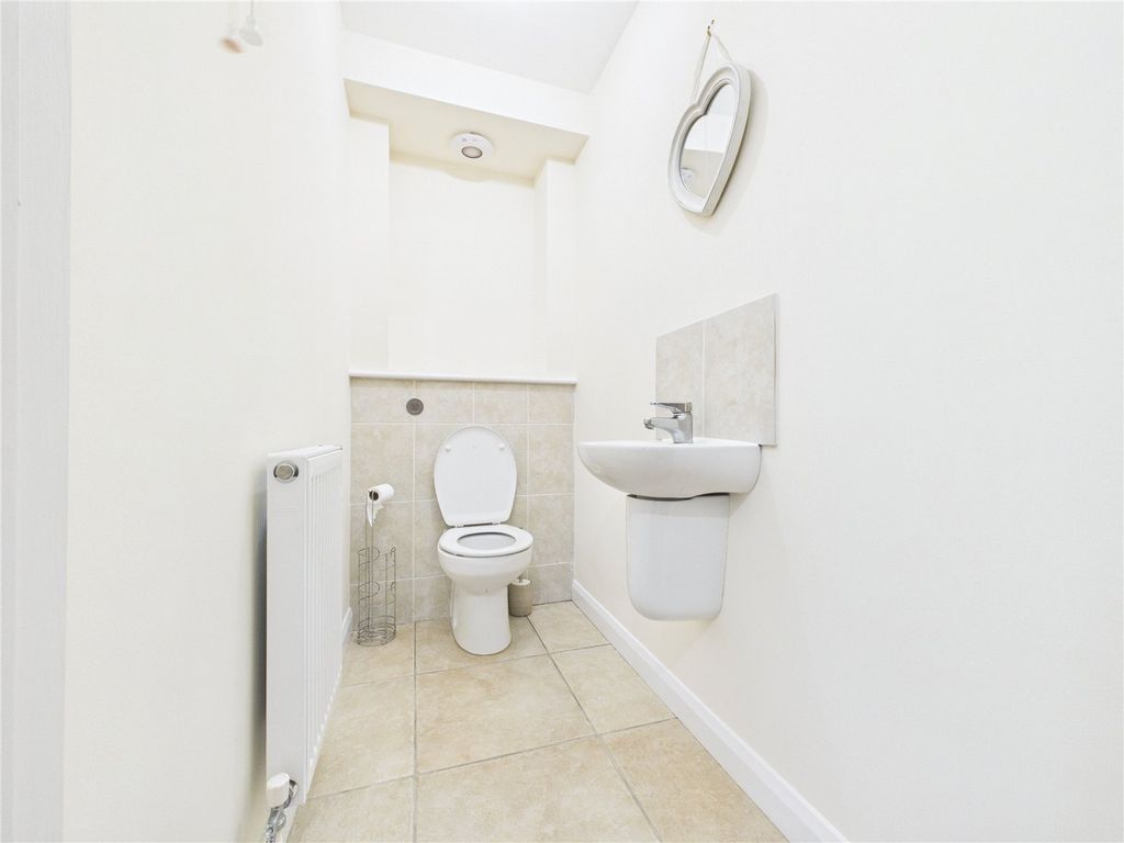 Property photo 3 of 17 Picture No. 11