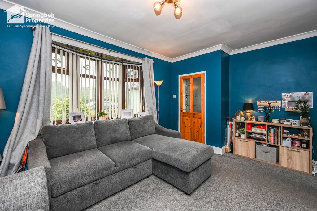 Property photo 3 of 16 2