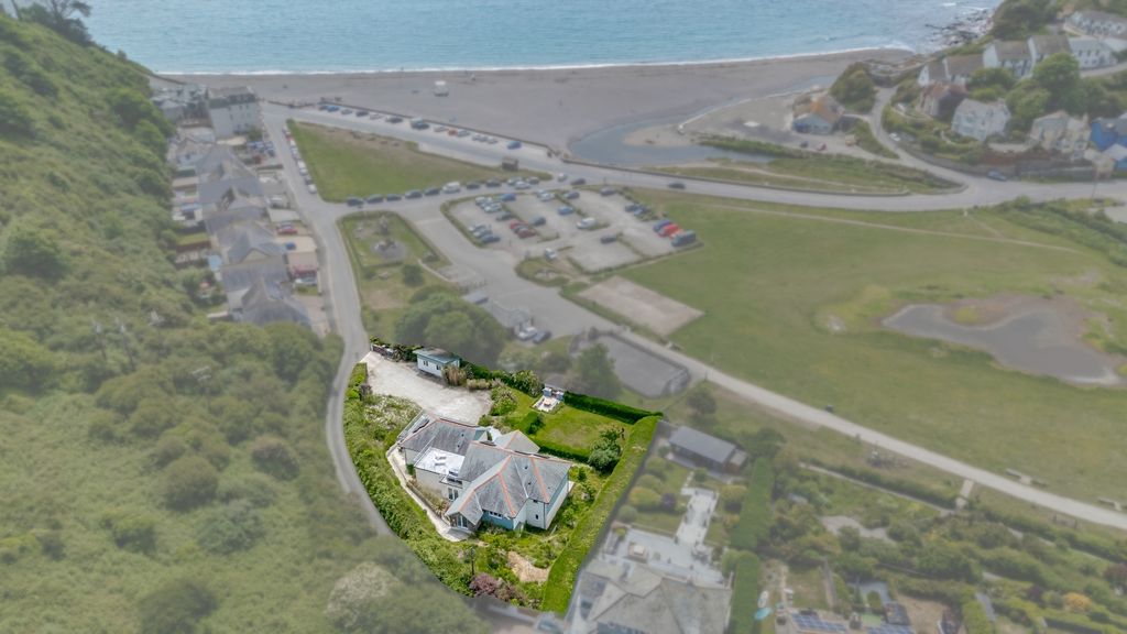 Property photo 3 of 34 Position