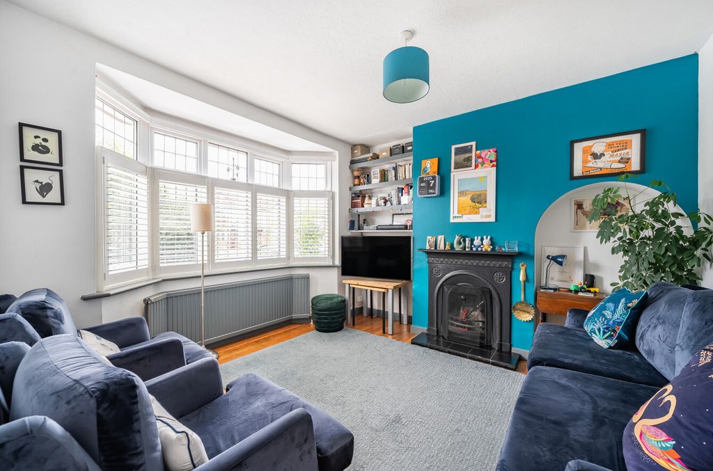 Property photo 2 of 16