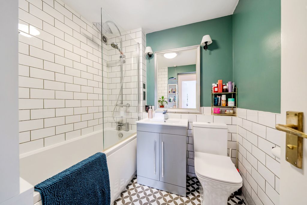 Property photo 3 of 11 1469672-1-6A1d7Fc...