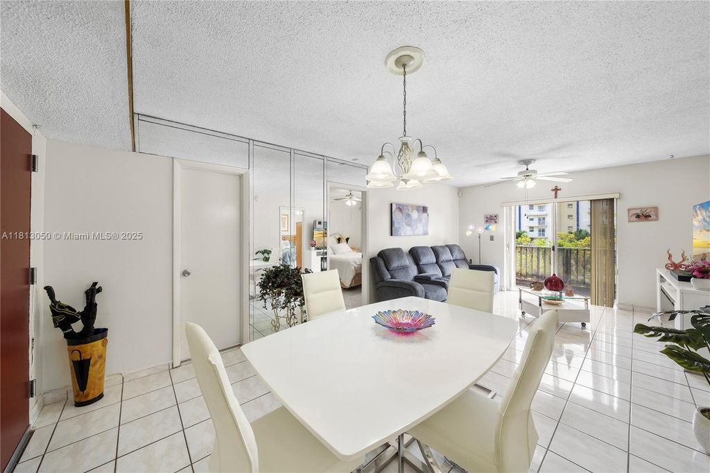 Property photo 2 of 28 <Alttext/>