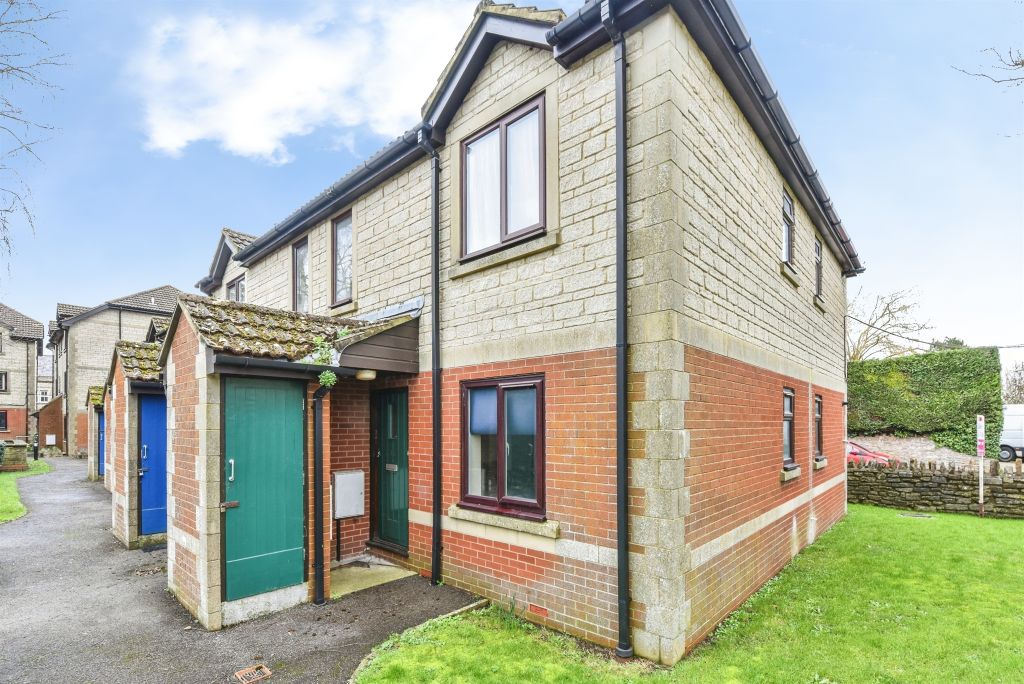 Property photo 1 of 9