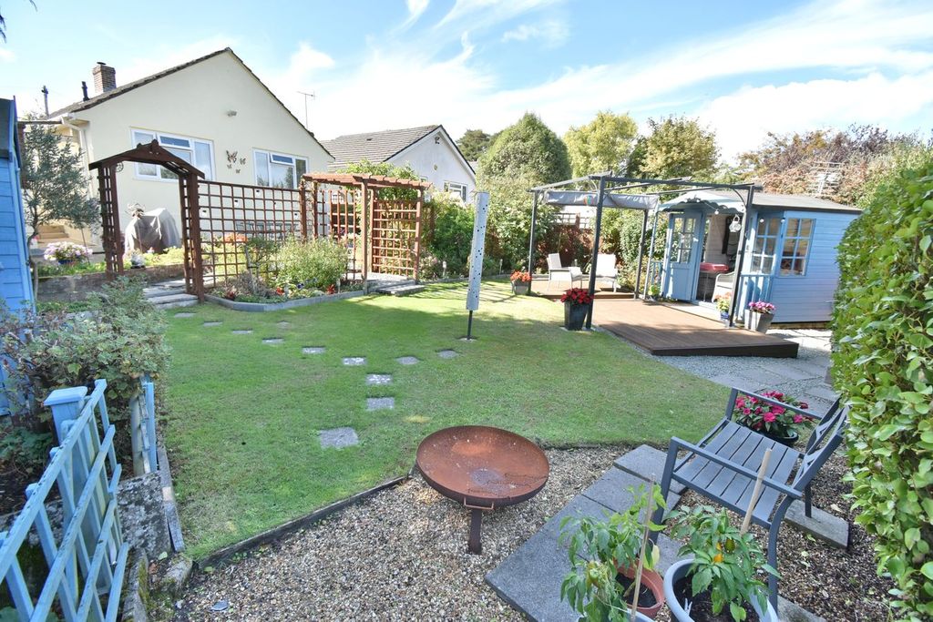 Property photo 3 of 25