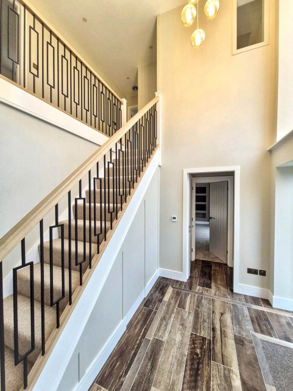 Property photo 3 of 40