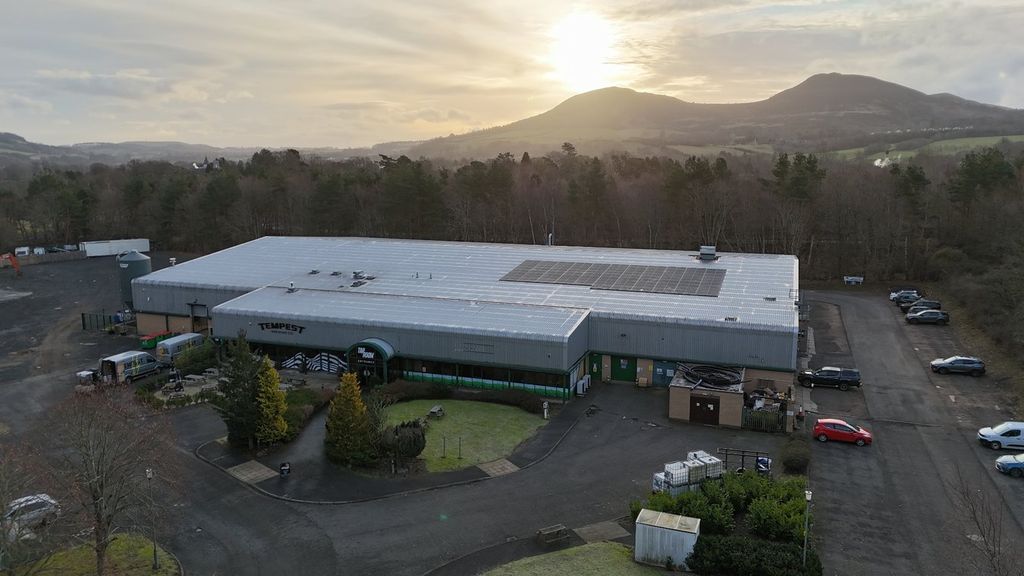 Property photo 1 of 9