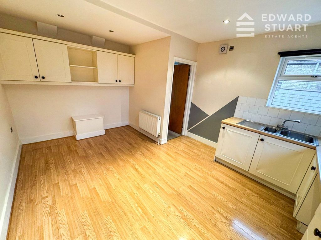 Property photo 2 of 7 Picture No. 02