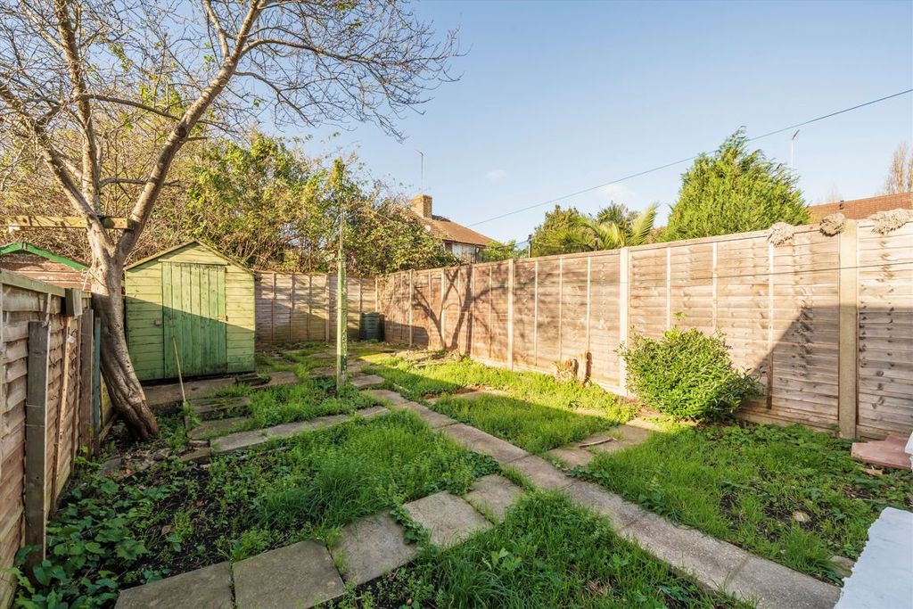 Property photo 3 of 9