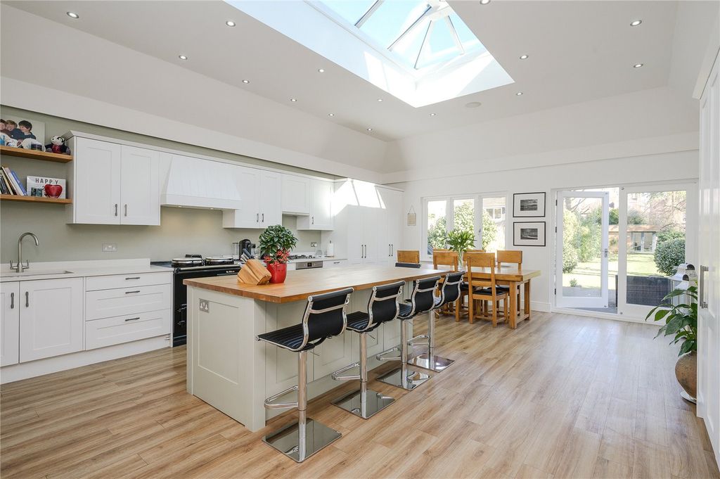 Property photo 2 of 24 Picture No. 07