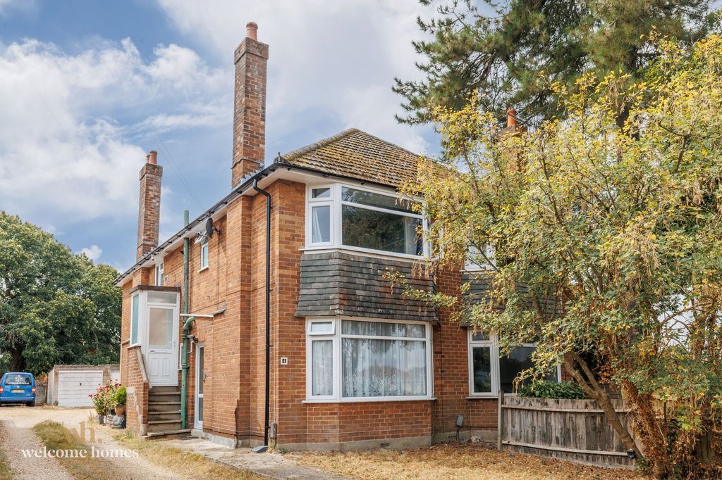 Property photo 1 of 10