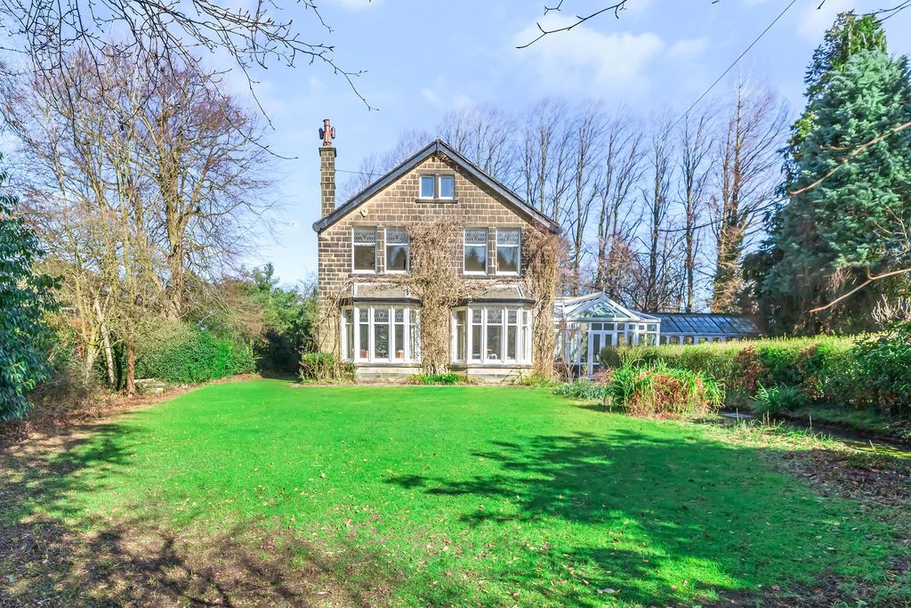 Property photo 1 of 39