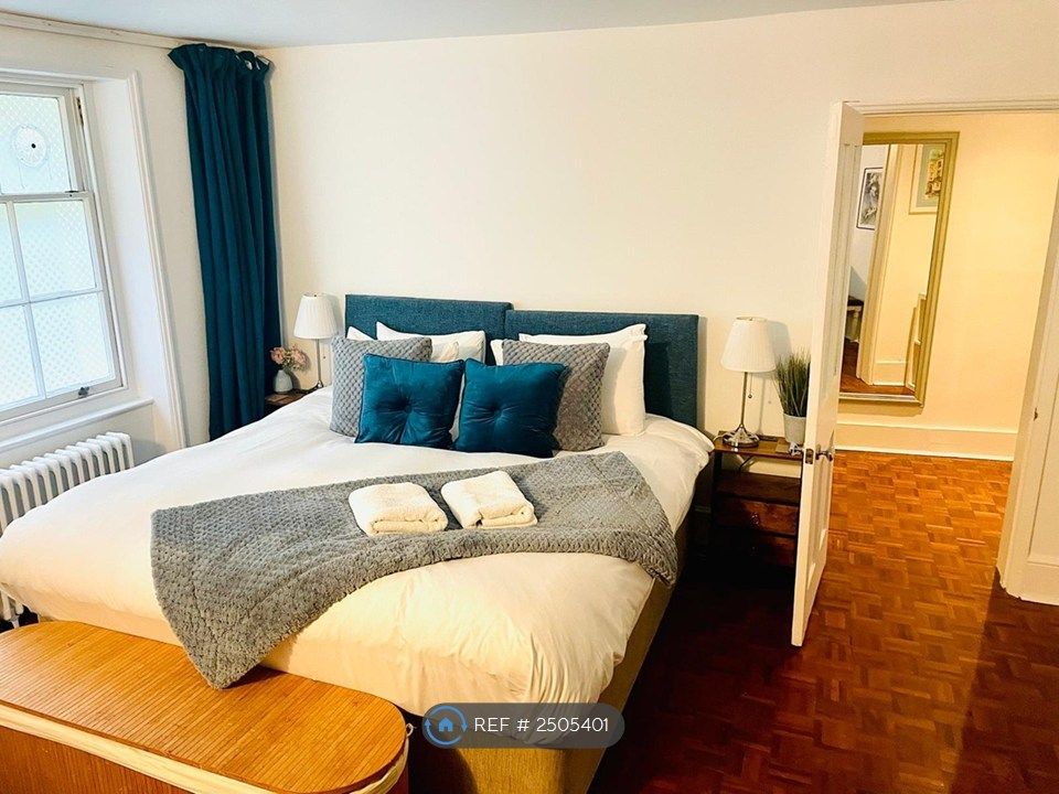 Property photo 3 of 21 Front Bedroom