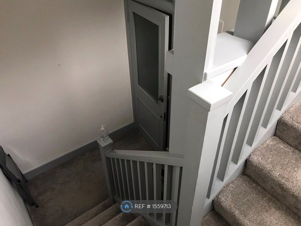 Property photo 2 of 13 Private Staircase
