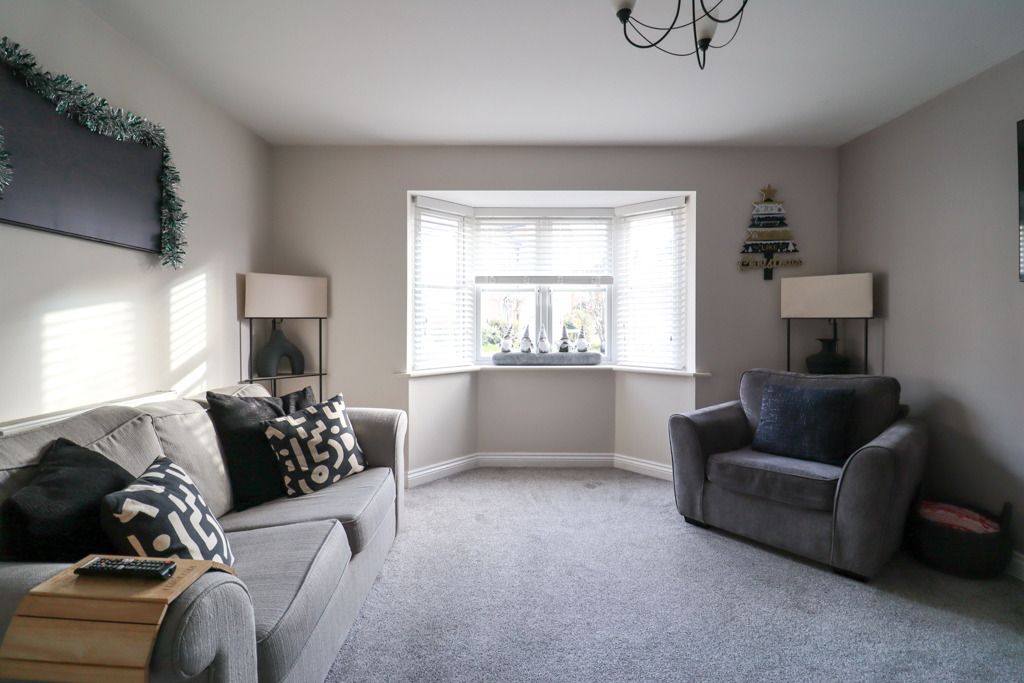 Property photo 3 of 16 4767874