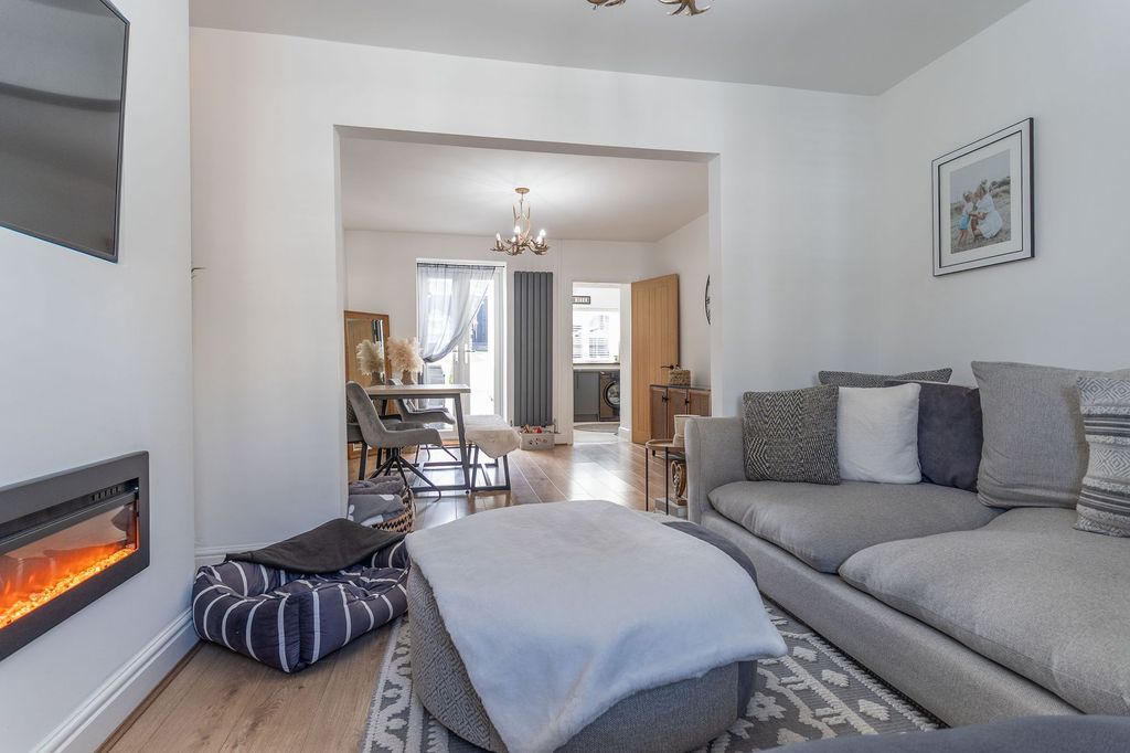 Additional image 7 of 3 bed terraced house for saleGlen View, Crumlin NP11