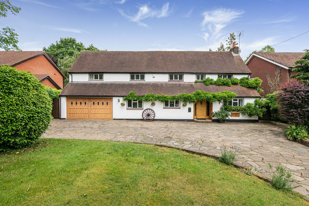 Property photo 1 of 50