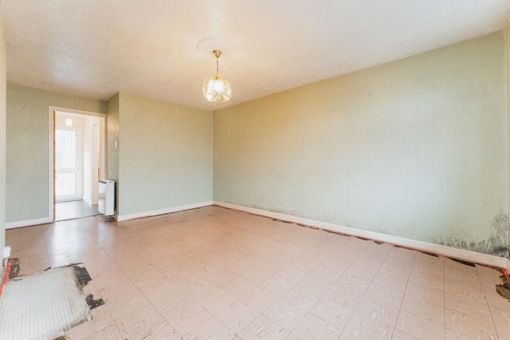 Property photo 2 of 17 Photography
