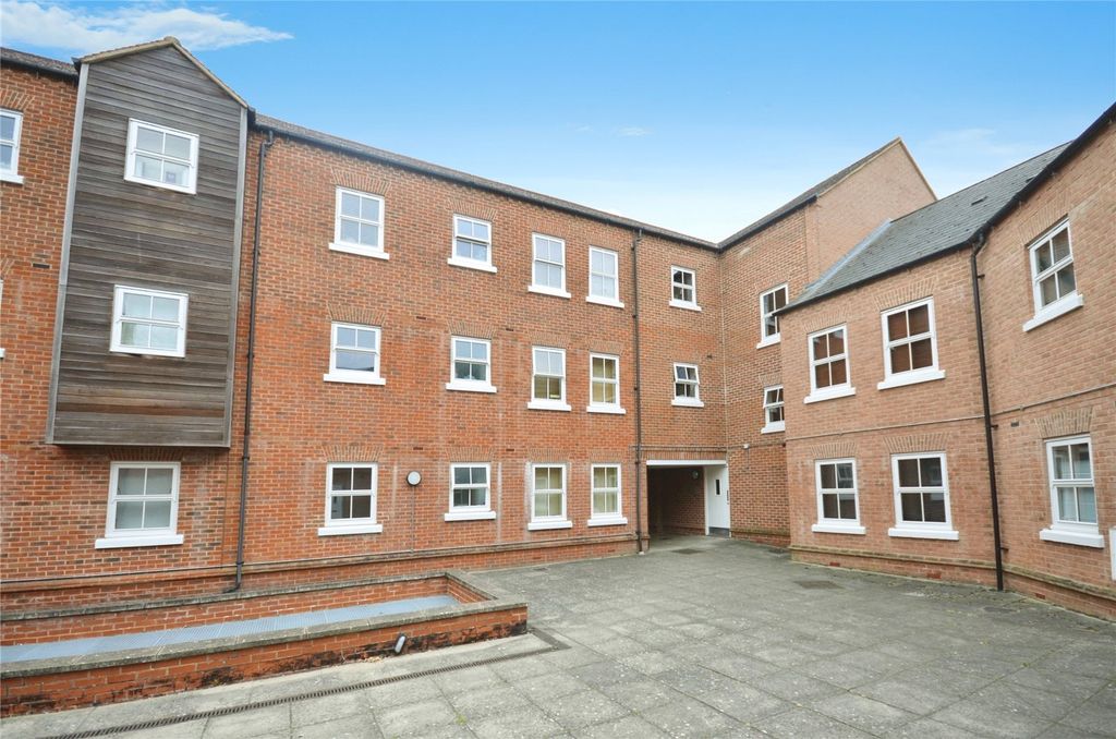 Property photo 1 of 10 Picture No. 02