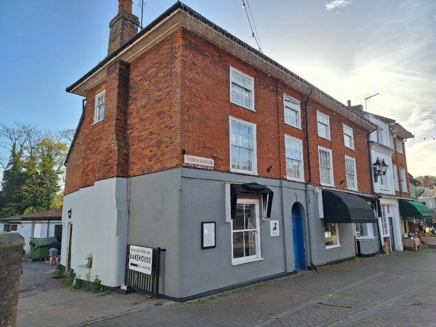 Property photo 2 of 19