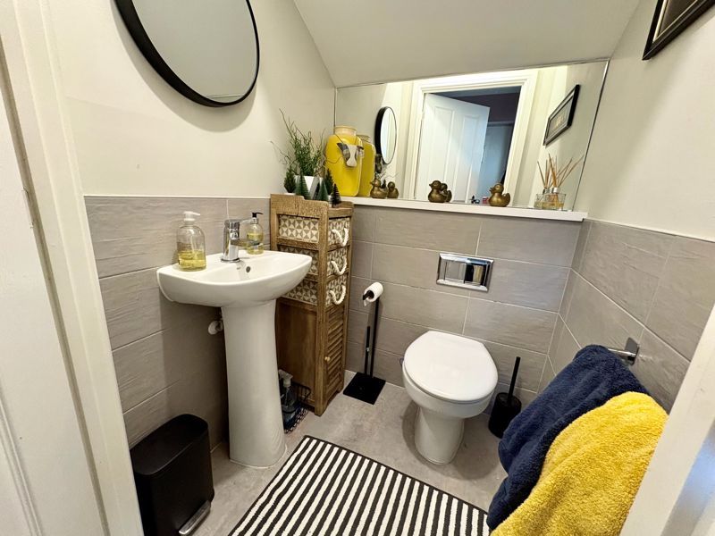 Property photo 2 of 9 Photo 8