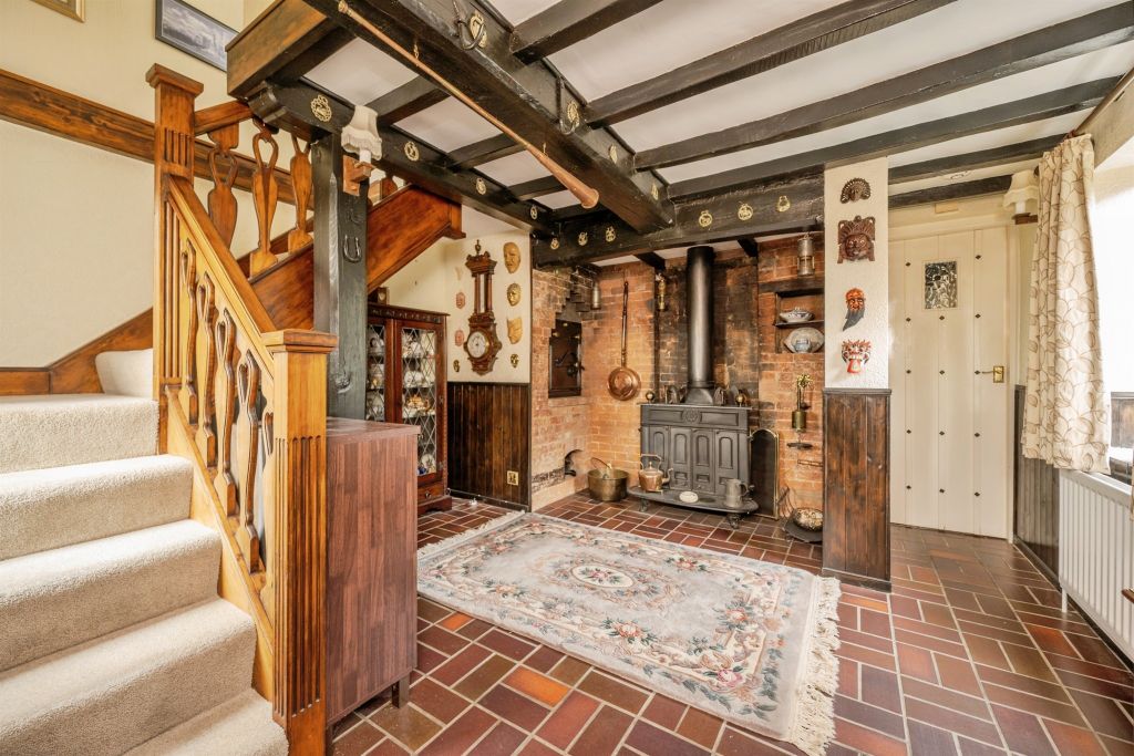 Property photo 2 of 17