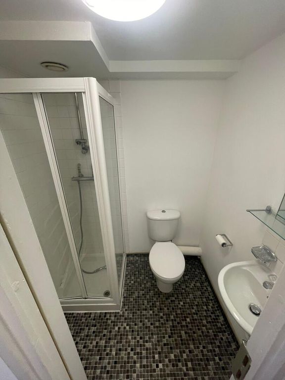 Property photo 3 of 4 WC