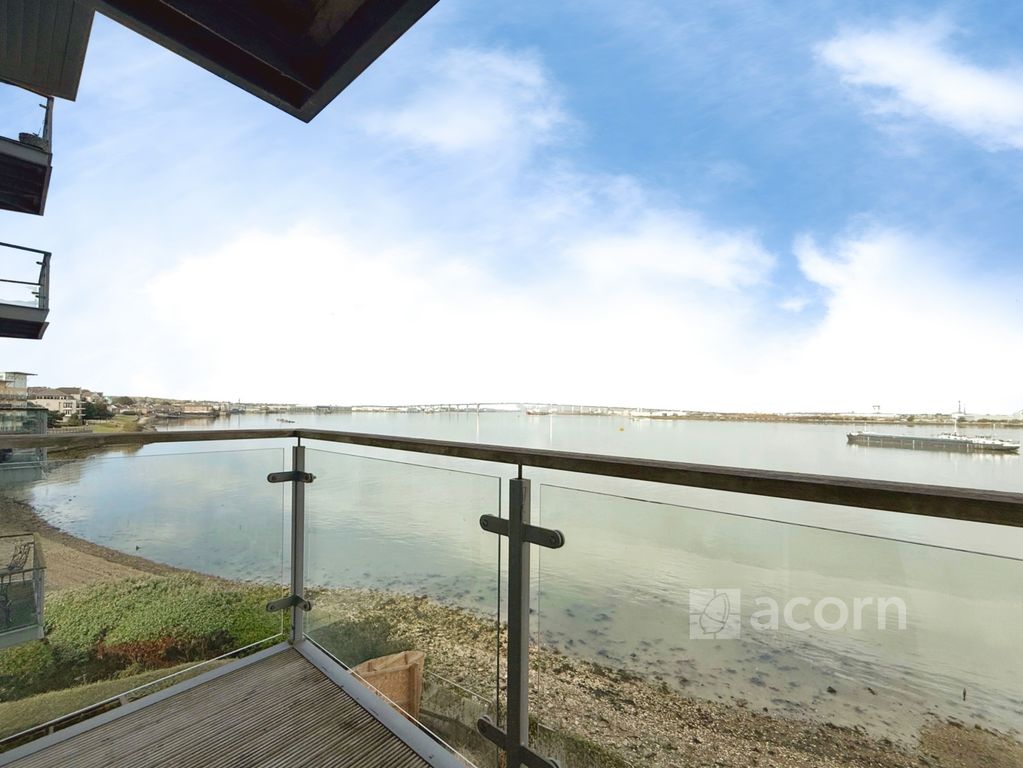 Property photo 3 of 13 1328Aae5--443D-85...