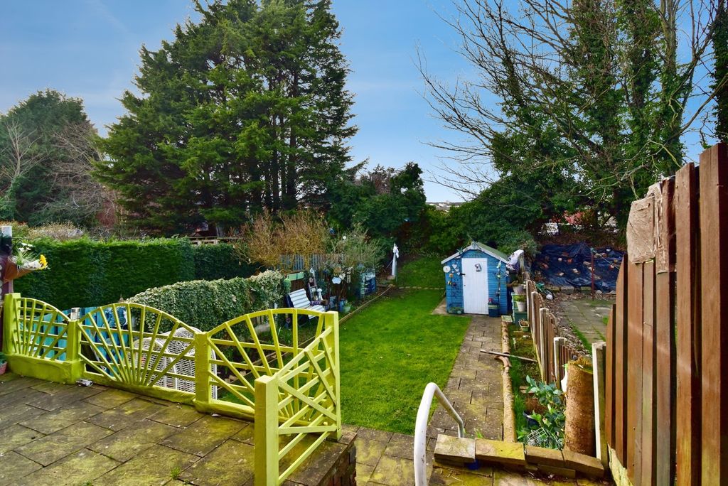 Property photo 2 of 6 Pbox-Img.Jpg