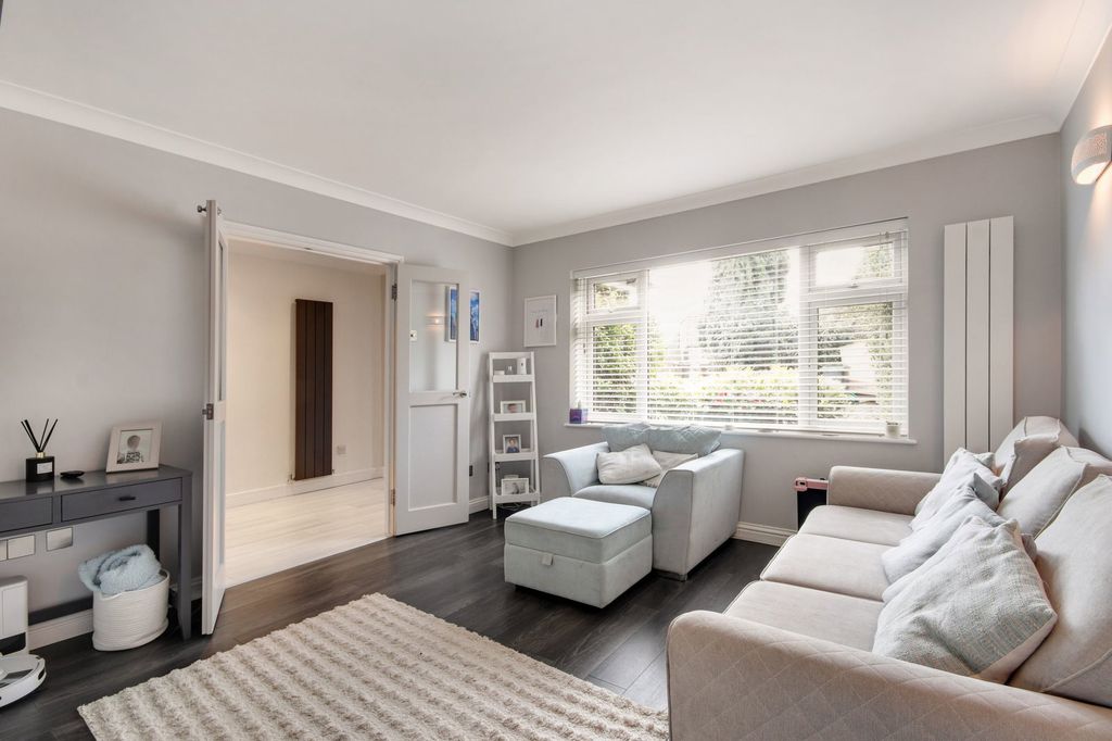 Property photo 3 of 22