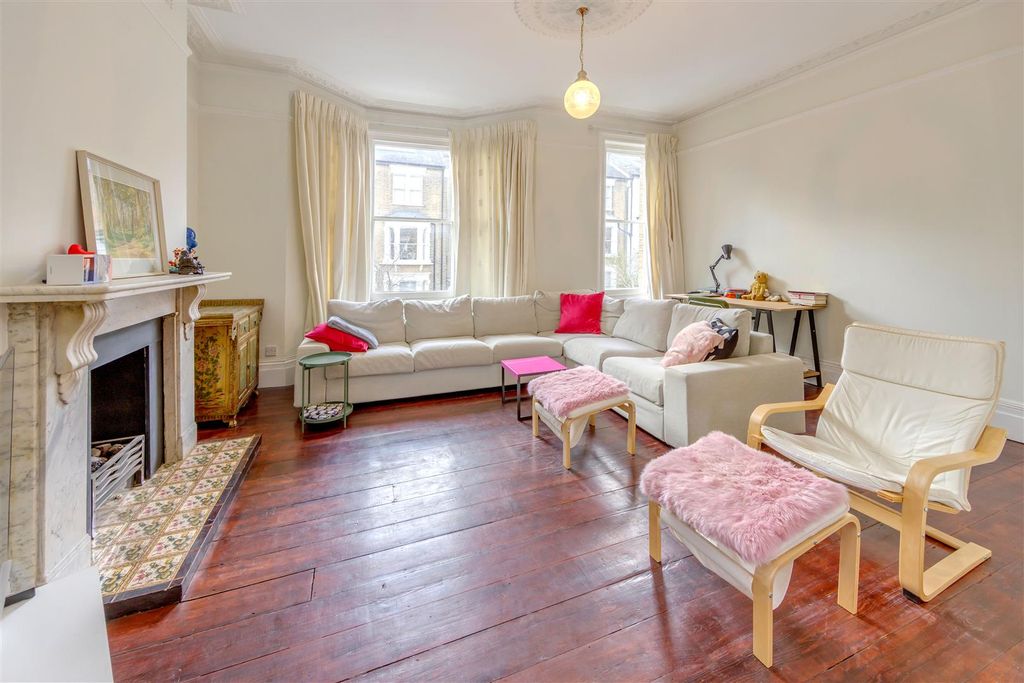 Property photo 1 of 19