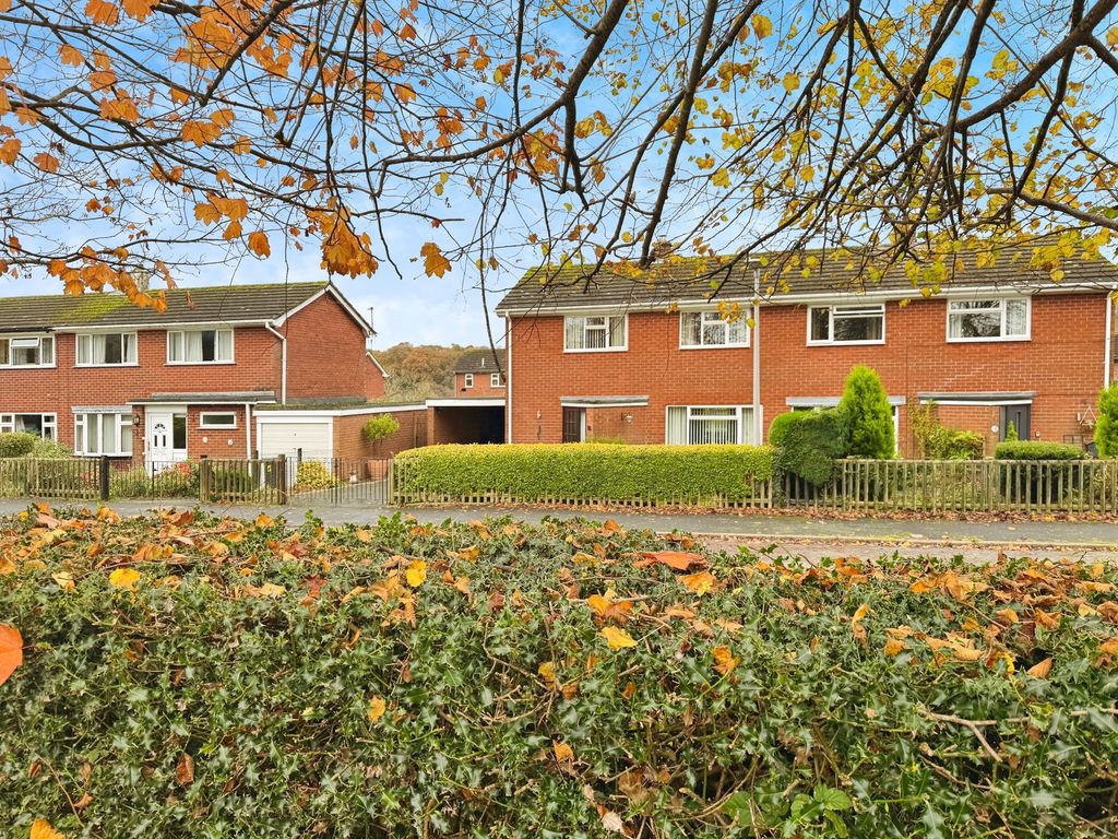 Property photo 1 of 25