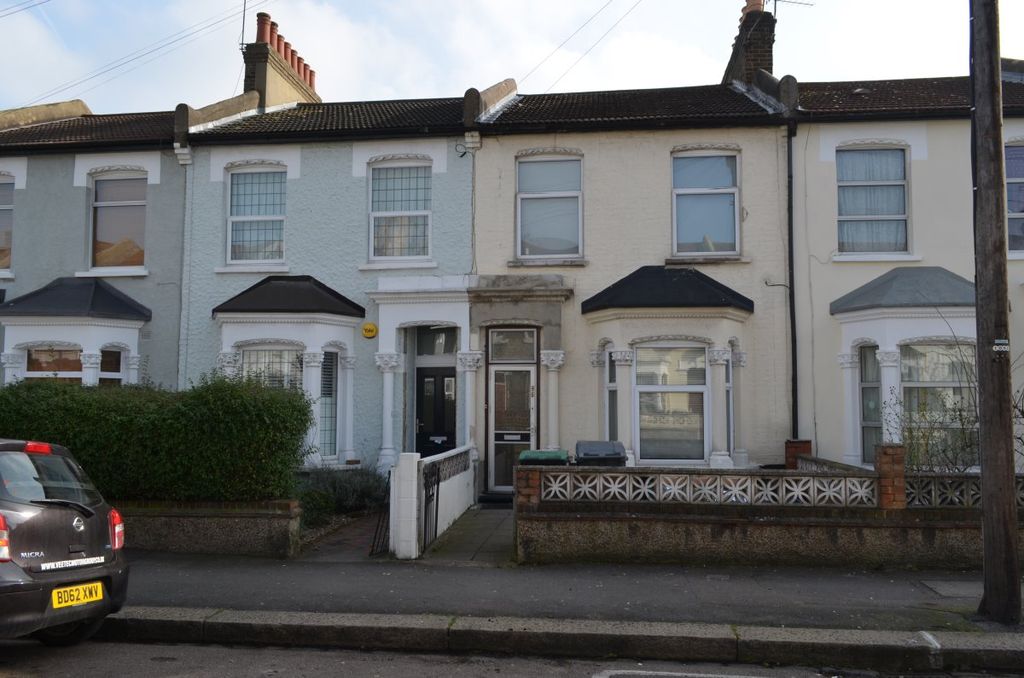 Property photo 1 of 1