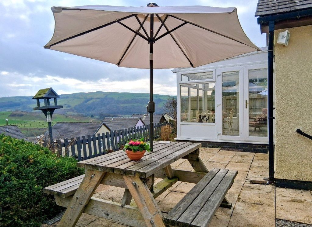 Property photo 2 of 17 Picture No. 44